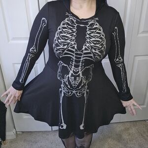 Spirit Black Hooded Skeleton Dress XL